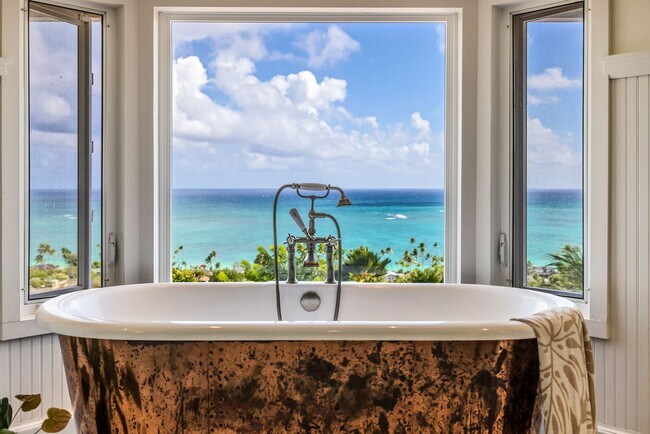 2 Bedroom Home on Lanikai Hillside - 2 Bedroom Home on Lanikai Hillside