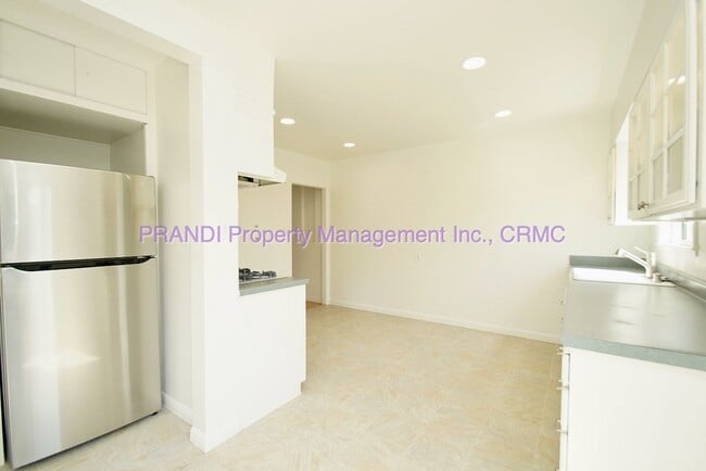 Photo - Charming 2-Bedroom Home with Vintage Touch...