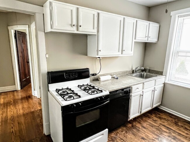 Photo - 4752 N Lotus Ave Condo Unit 1W
