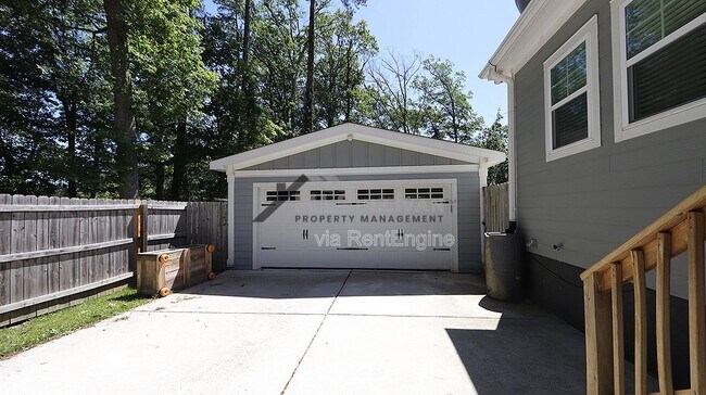 Photo - 1724 Arrowhead Dr