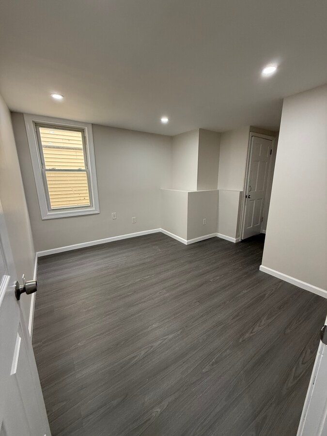 Photo - 8942 202nd St