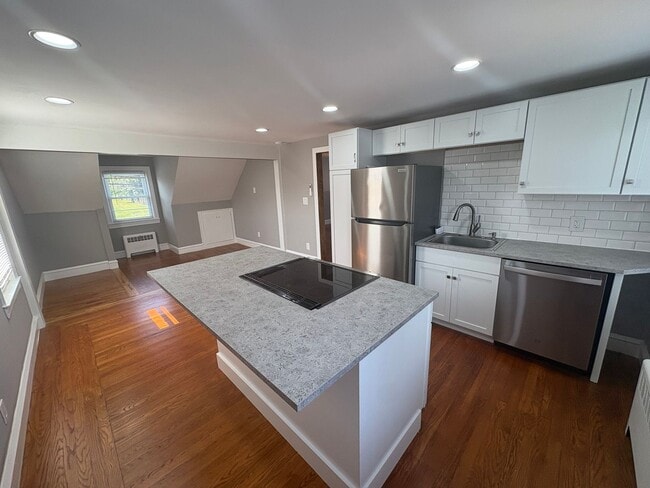 Photo - 1822 Mineral Spring Ave