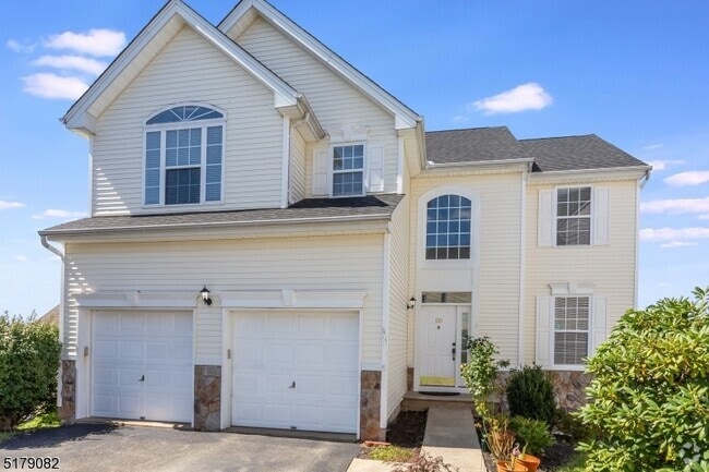 Building Photo - 135 Winding Hill Dr Rental