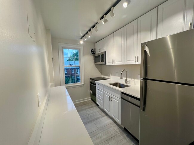 Photo - 310 Ashby St Unidad B