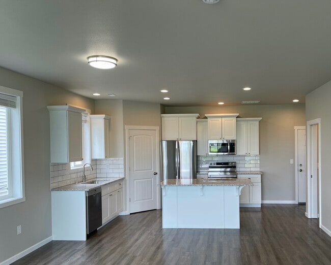 Cocina desde el comedor - 9010 W Winona Rd