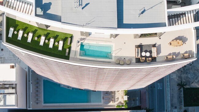 Photo - 40 NW 3rd St Unidad ID1467380P