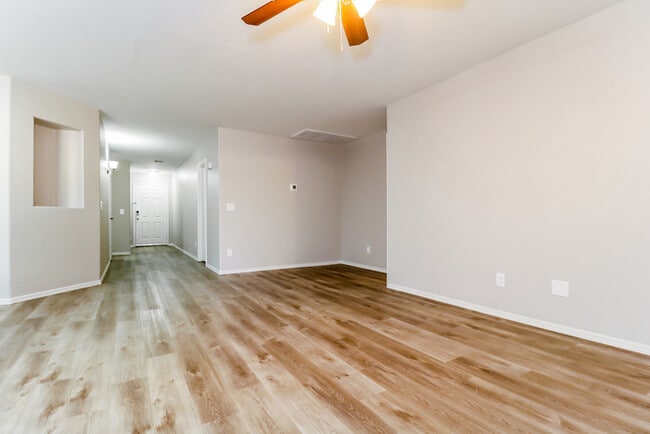 Photo - 2436 S 71st Dr