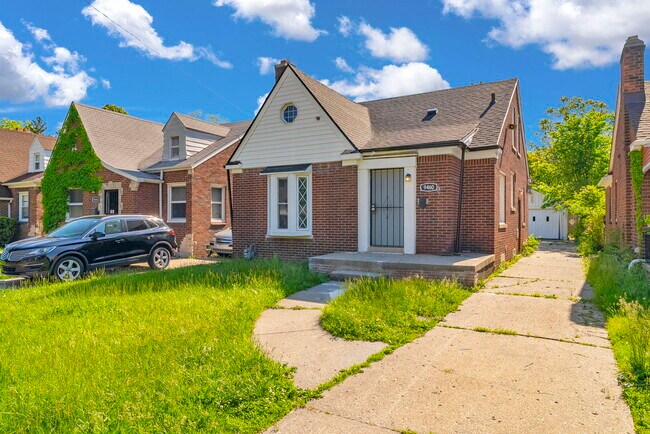 Photo - 9460 Lakepointe St