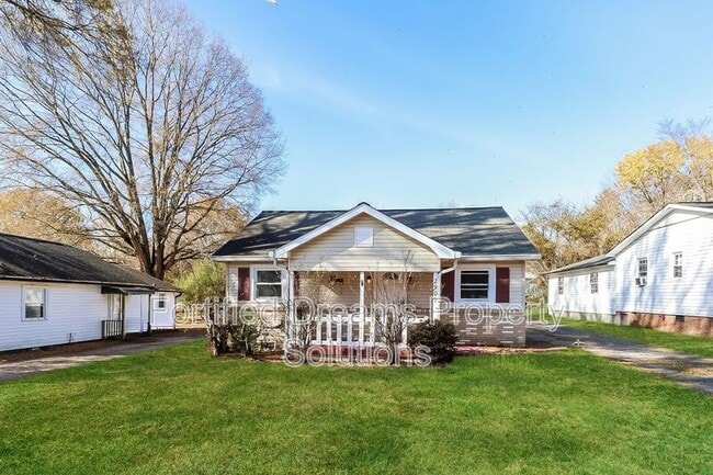 Photo - 2909 Glendale Ave