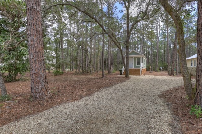 Photo - 1 Bedroom/ 1 Bathroom available now!