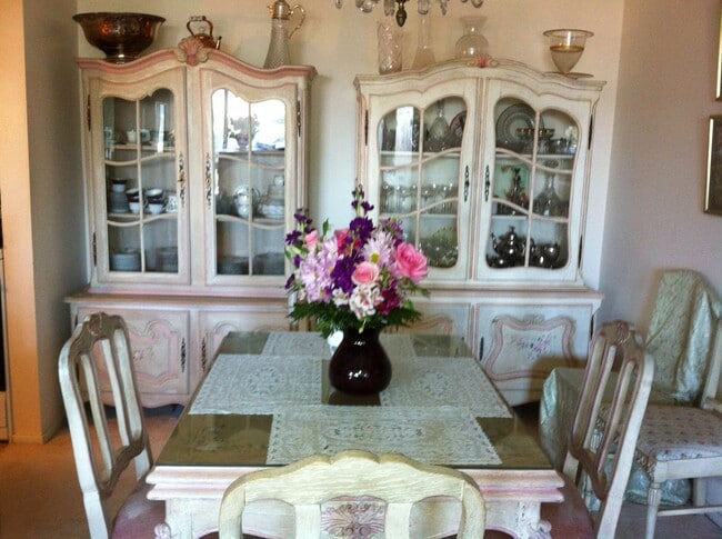 Dining Area - 990 Duncan St Unit 308