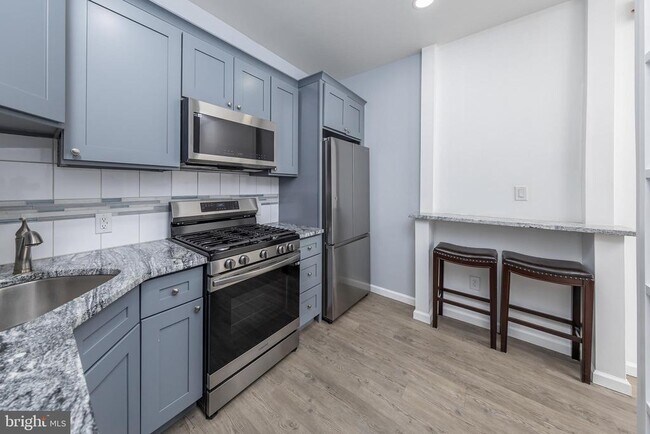 Photo - 504 W Broad St Unit 502 A