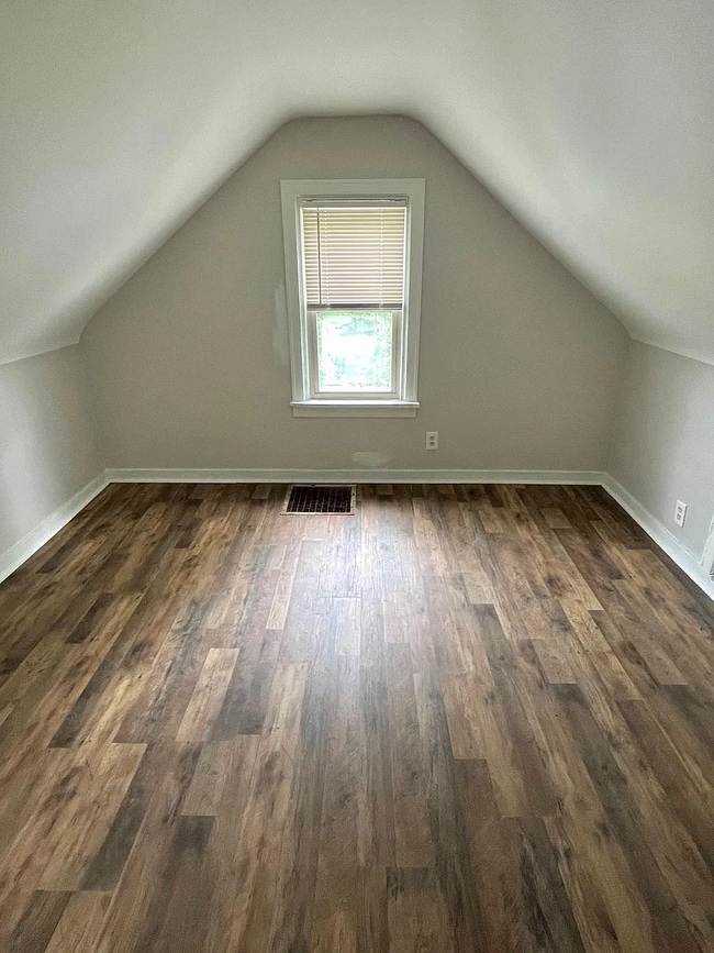 Photo - 130 Zewe Aly