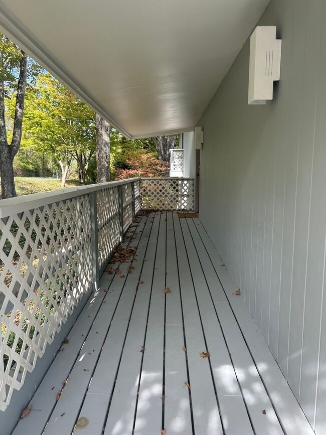 Photo - 3 bed, 2 1/2 bath house