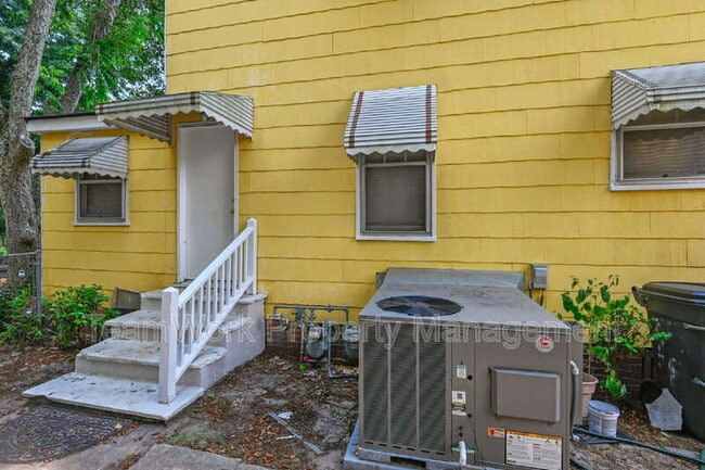 Photo - 3530 Admiral Dr