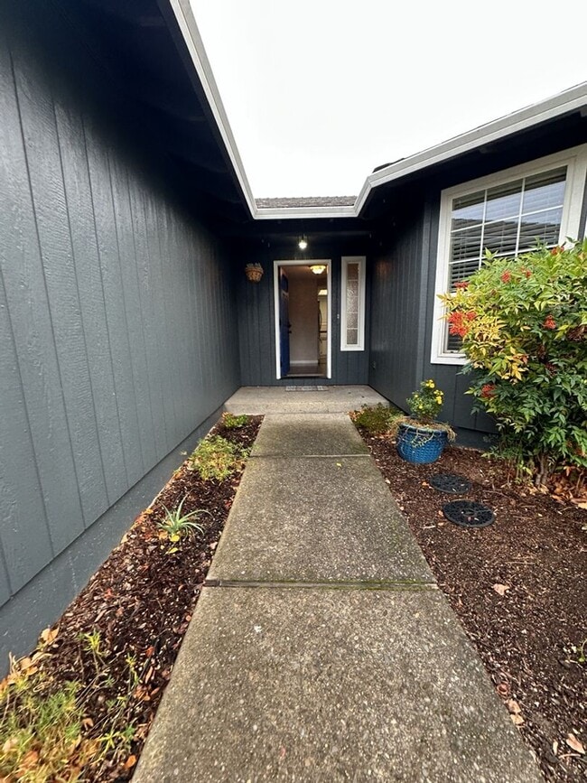 Photo - Pristine 3-Bedroom, 2-Bath Home with Moder...