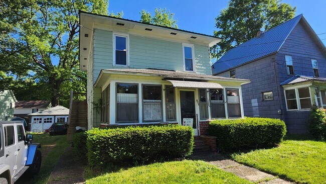 Photo - Two Family Duplex in Salamanca NY. Unit Upper Apartment