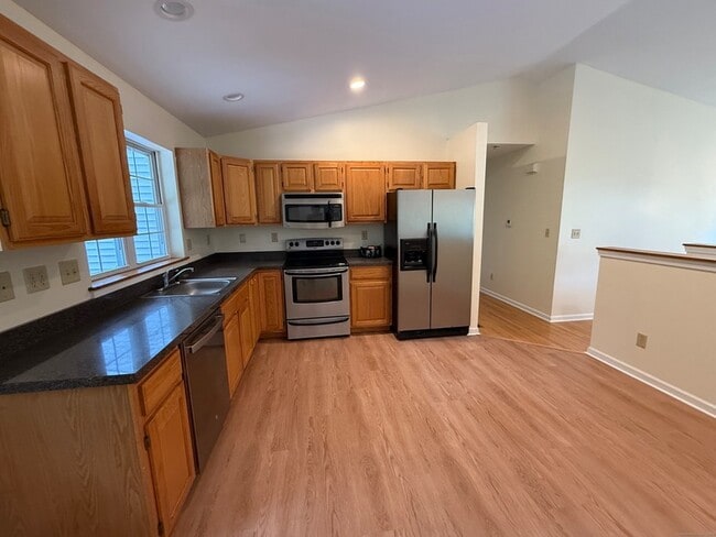 Photo - 183 Osborn Rd