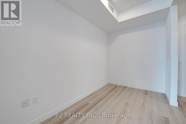 Photo - 1635 Military Trail Unité 401