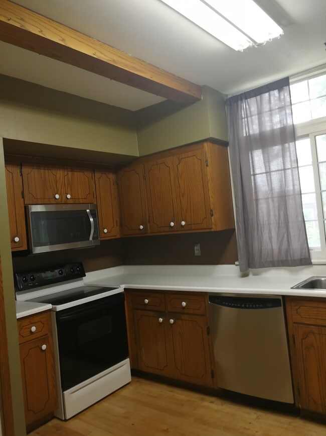 Cocina - Lavavajillas empotrado - 3285 N Cramer St Unidad 3285 N. Cramer St.