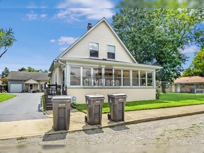 Photo - 1219 E Perry St