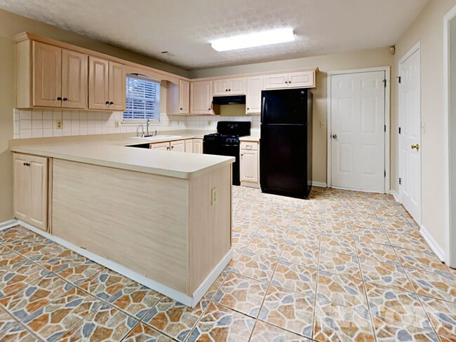 Photo - 3590 Cameron Hills Pl