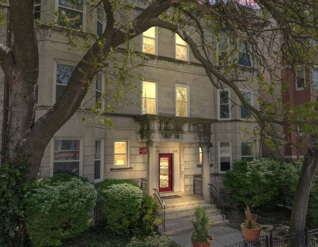Building Photo - 6233 S Woodlawn Ave Unit 2 Rental