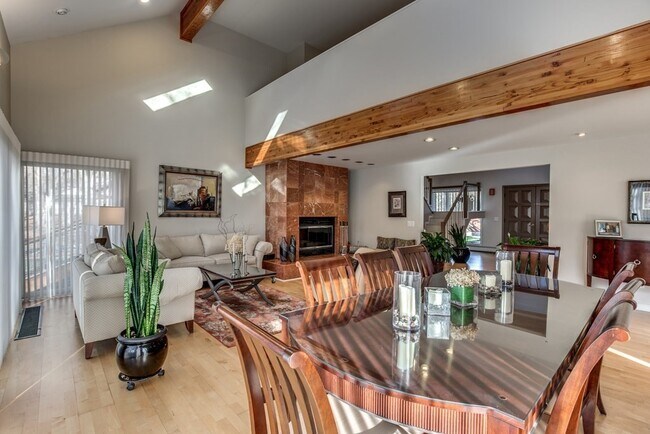 Photo - 11 Beethoven Ave