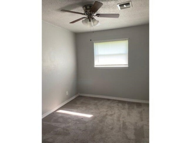 Photo - 431 NW 53rd St