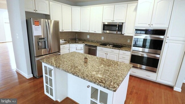 Photo - 7228 Fair Oak Dr