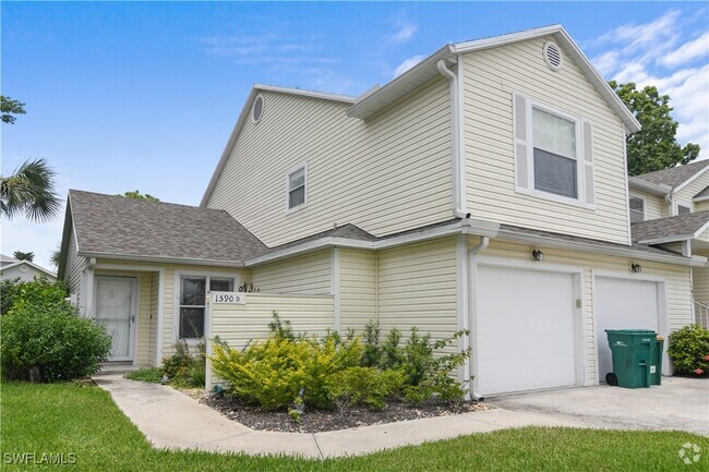 Building Photo - 1590 Trafalgar Ln Unit B101 Rental