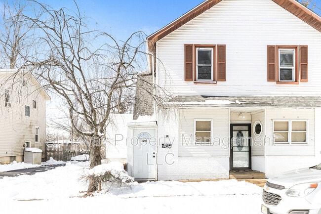 Building Photo - 300 Monroe Ave Unit B