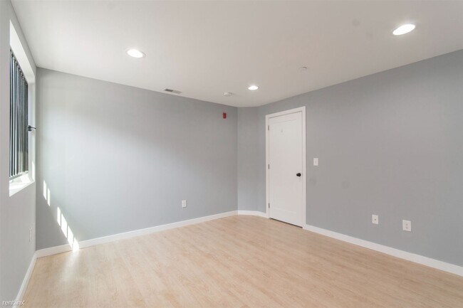 Photo - 6 br, 5 bath Triplex - 1507 W OXFORD ST Un... Unit 1