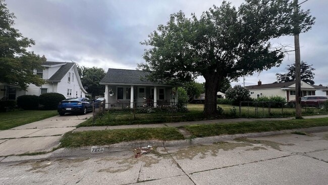 Building Photo - 7220 Paige Ave Rental