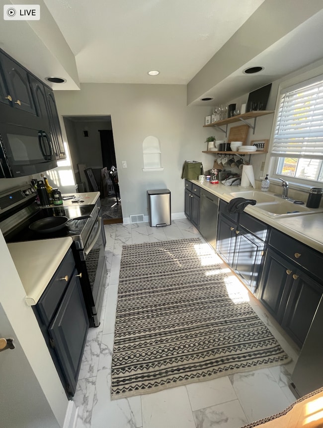 Photo - Beautiful Cape Cod 3 bedroom 2 bath- Ellwood City