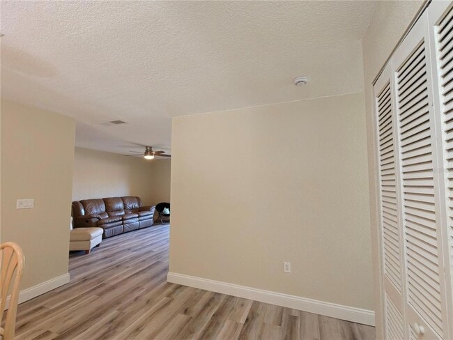 Photo - 1810 NW 23rd Blvd Unidad 165