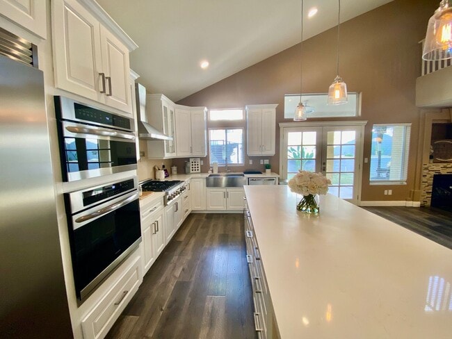 Photo - Gorgeous 3 bedroom Home