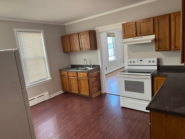 Cocina grande - 1309 Milwaukee Ave Unidad Apartment A