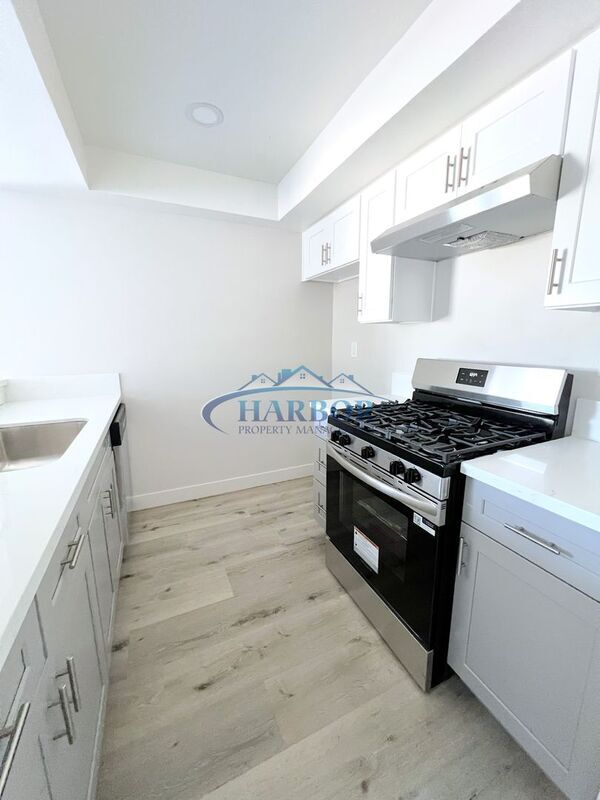 Photo - 2315 S Grand Ave Unit 11