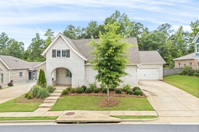 Photo - 826 Clear Spring Dr