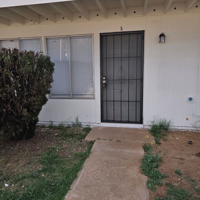 Photo - Remodeled and Fresh! One Bedroom Apartment with utilities included Unit #5