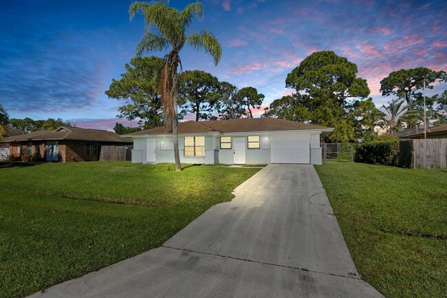 Southwest Sudder Avenue, Port St. Lucie, F... - Southwest Sudder Avenue, Port St. Lucie, F... House