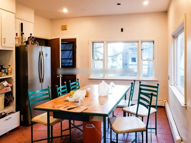 Photo - 197 College Ave Unit 3