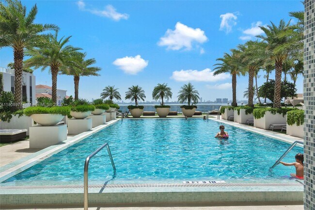 Photo - 600 NE 27th St Condo Unit 1105