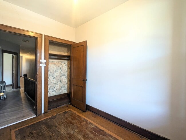 Photo - 2120 Bedford Ave Unidad 2