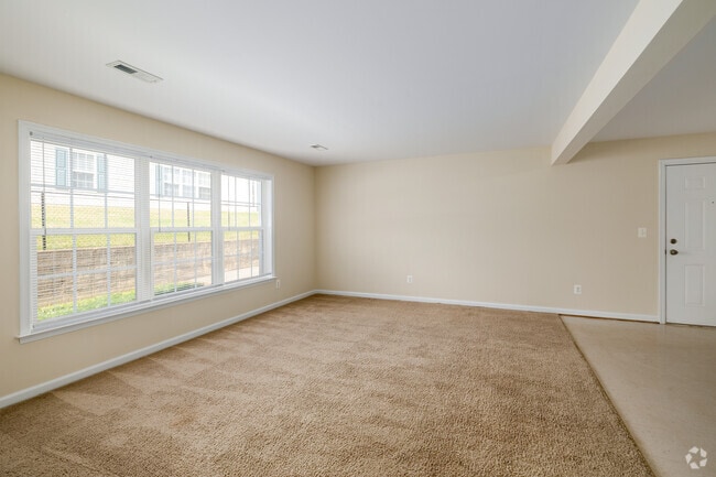 3BR, 2BA - 1,244SF - Living Room