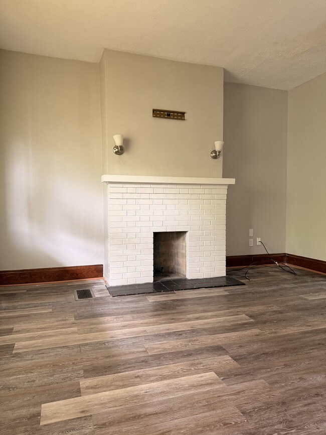 Photo - 1740 Minion Ave