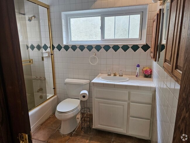 Building Photo - 3934 Alonzo Ave Unit 1 Rental