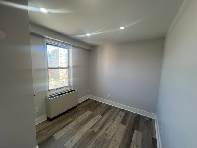 Photo - 750 N Broad St Unit 2H