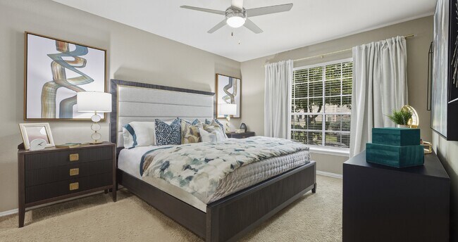 Photo - Village on the Parkway Apartments